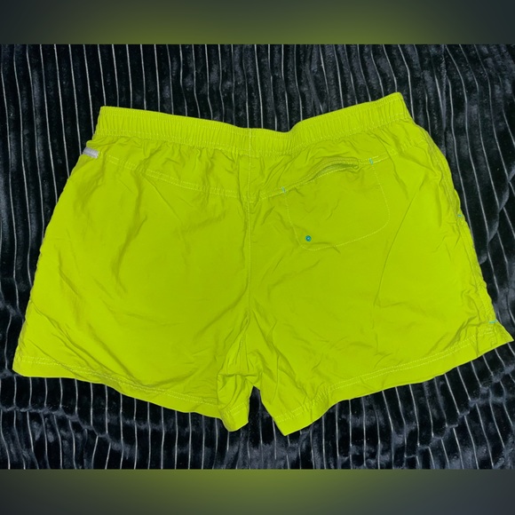 EUC Columbia Sandy River shorts, women’s size large L lime green - Picture 2 of 7